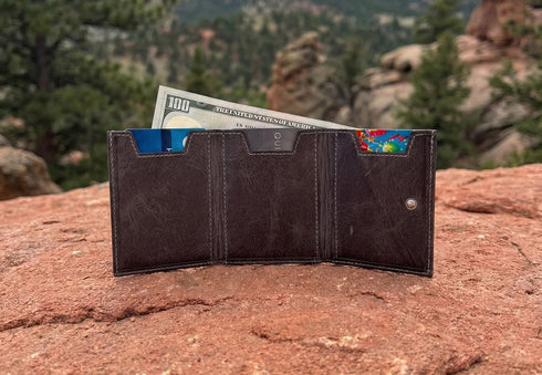 Personalized Trifold AirTag Wallet with Money Pocket