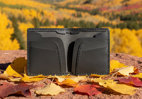 Italian Veg-Tanned Calf Leather Horizontal Bifold Wallet